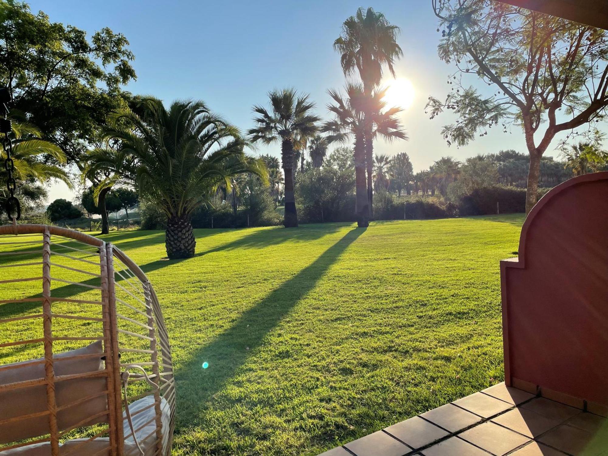 Golf, Kitesurf, Tennis, Paddle, Free Bicycles - Apartment Andalusia Isla Canela Bagian luar foto